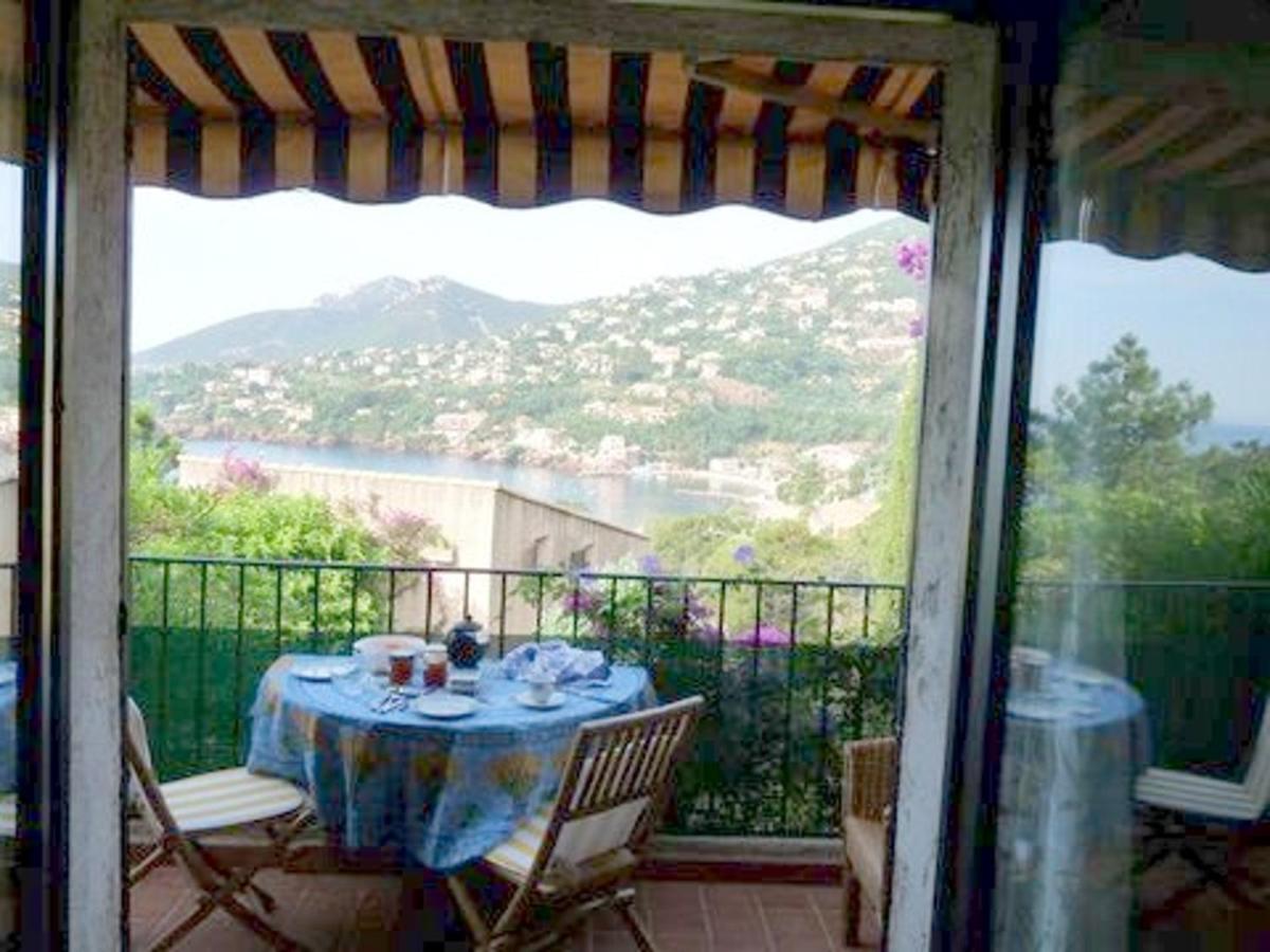 Studio A Theoule Sur Mer A 400 M De La Plage Avec Vue Sur La Mer Terrasse Amenagee Et Wifi Leilighet Eksteriør bilde